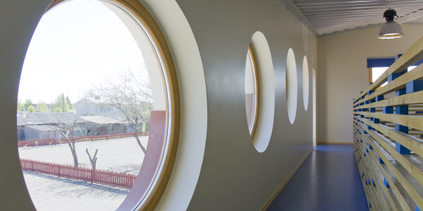 Puertas y Ventanas Insonorizadas de Aluminio / PVC Agullana · Ojo de Buey, Curvada y Antiruido