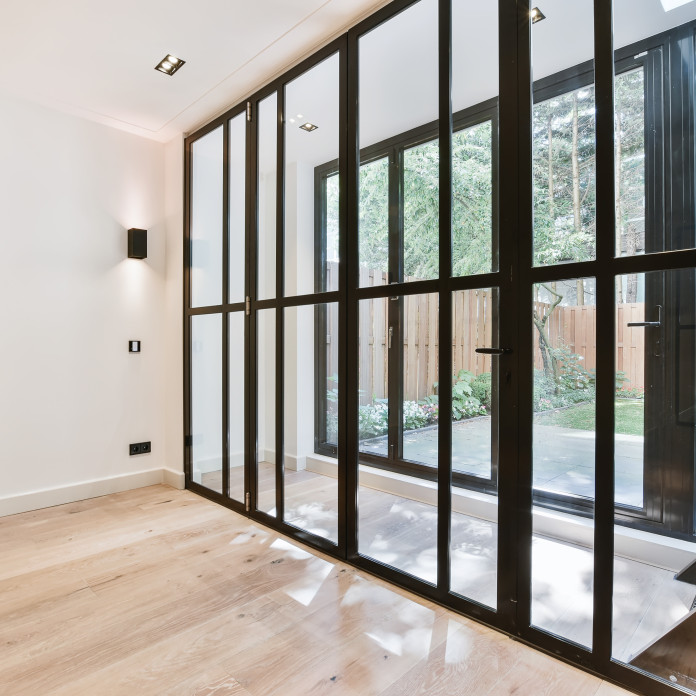 VKM Ventanas · Carpintería Metálica de Aluminio / PVC en Girona